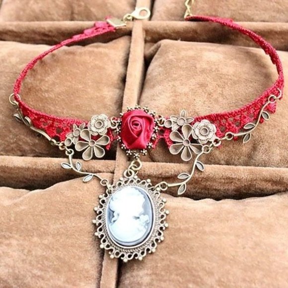 Red Lace & Rose with Cameo Gothic Lolita Choker - Picture 5 of 6